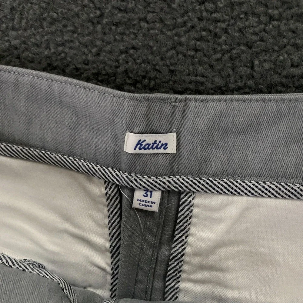 Katin Cove Short Mens size 31 Slim Fit Light Gray Chino Beach‎ Surf Skate NWOT